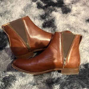 Frye Chestnut Leather Ankle Booties